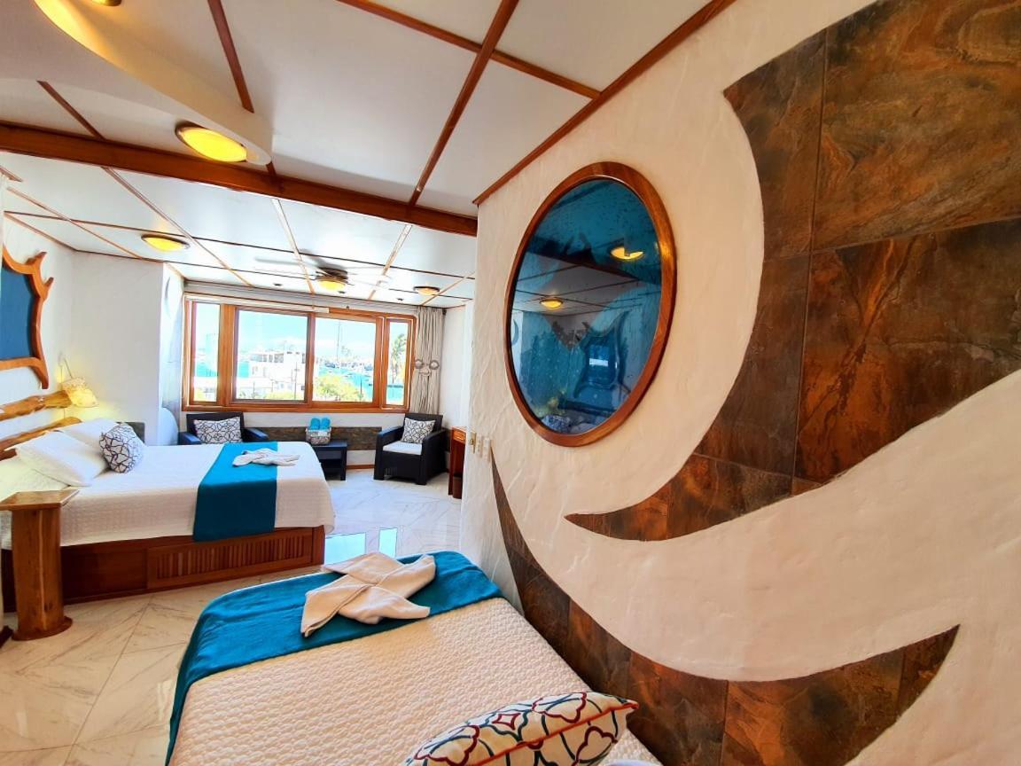 Casa Ocean Pier Bed & Breakfast Puerto Ayora  Ngoại thất bức ảnh